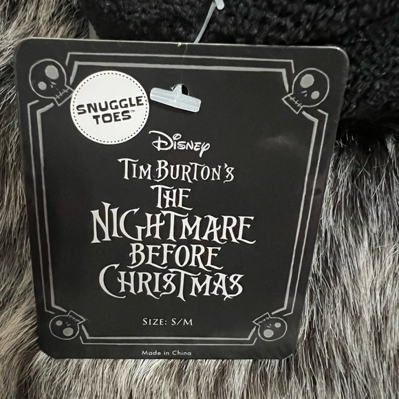Disney, Tim Burton's, The Nightmare Before Christmas- Snuggle Toes!😍 - Picture 3 of 4